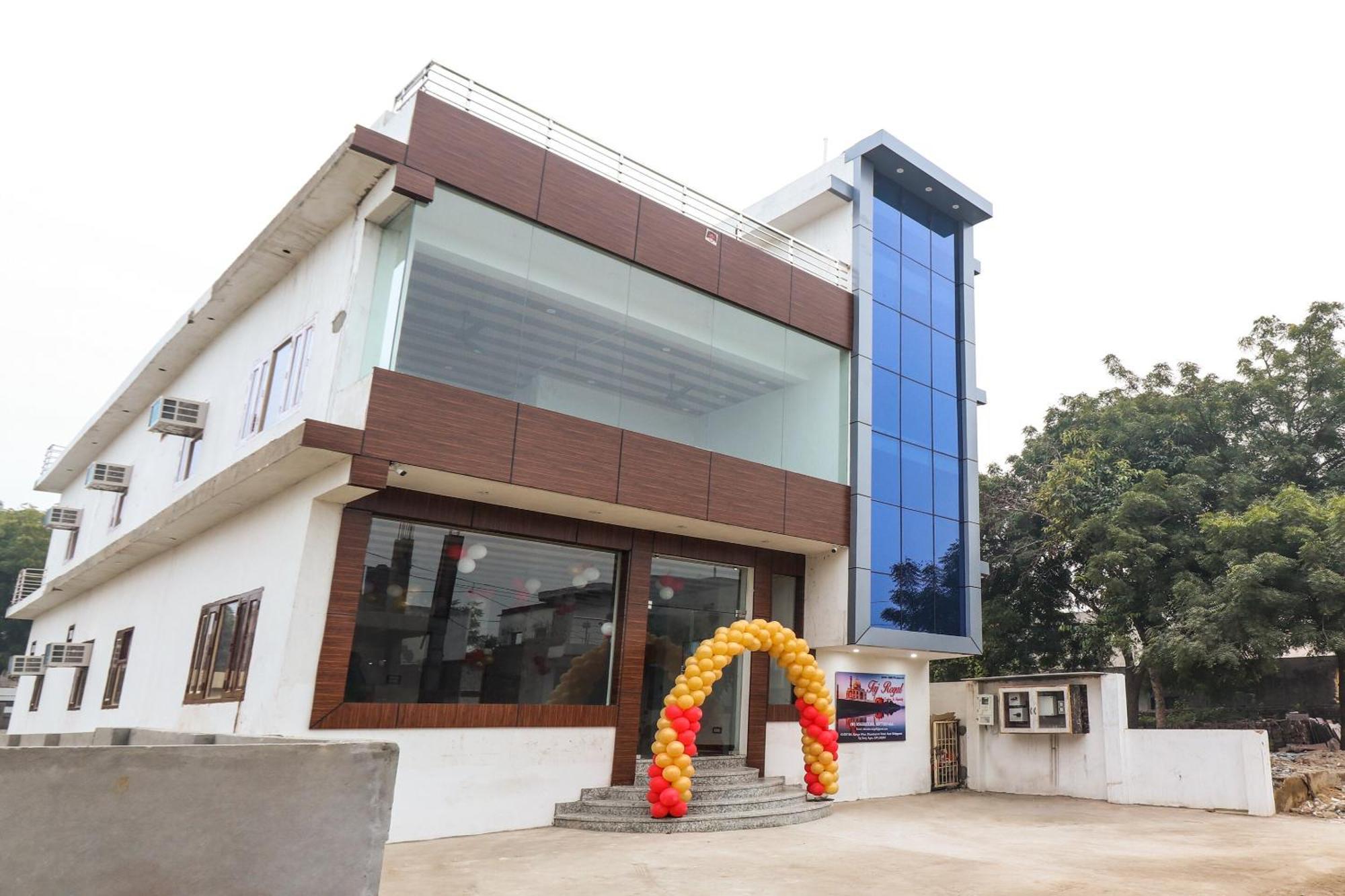 Hotel O Taj Royal Tājganj Esterno foto
